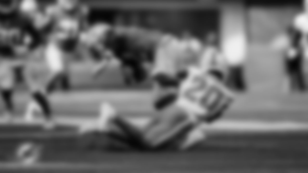 BA2_1573