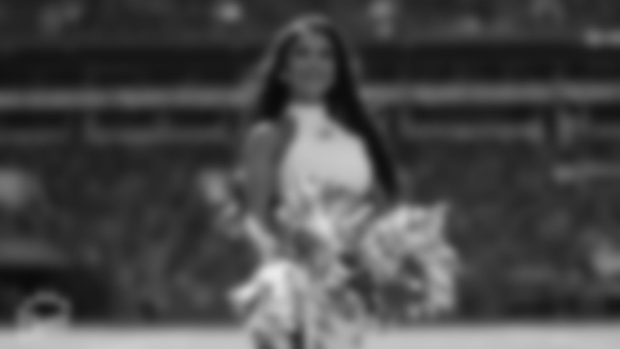Cheerleader during a week 6 NFL football game against the Washington Redskins at Hard Rock Stadium in Miami Gardens, FL on October 13th, 2019. (Peter McMahon/Miami Dolphins)