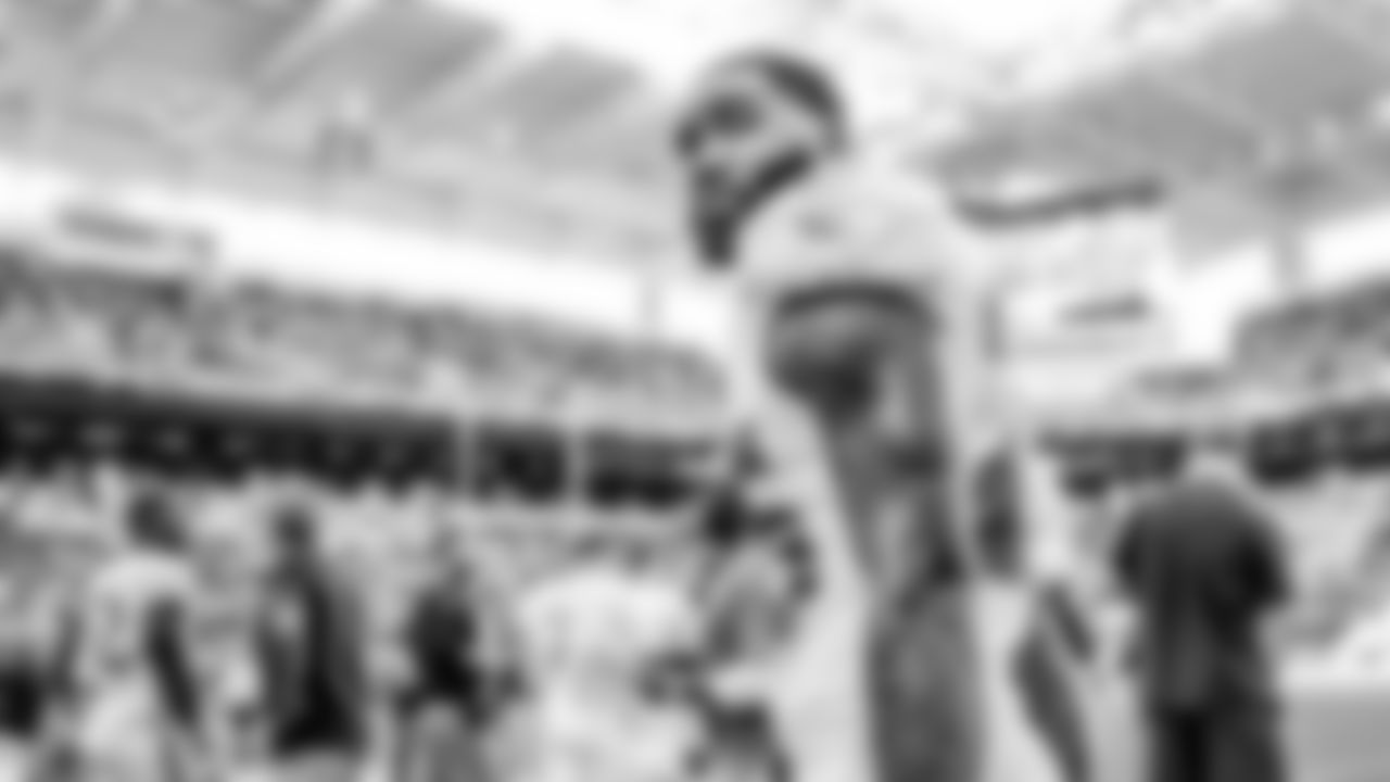 092318-RAIDERS-DOLPHINS-452