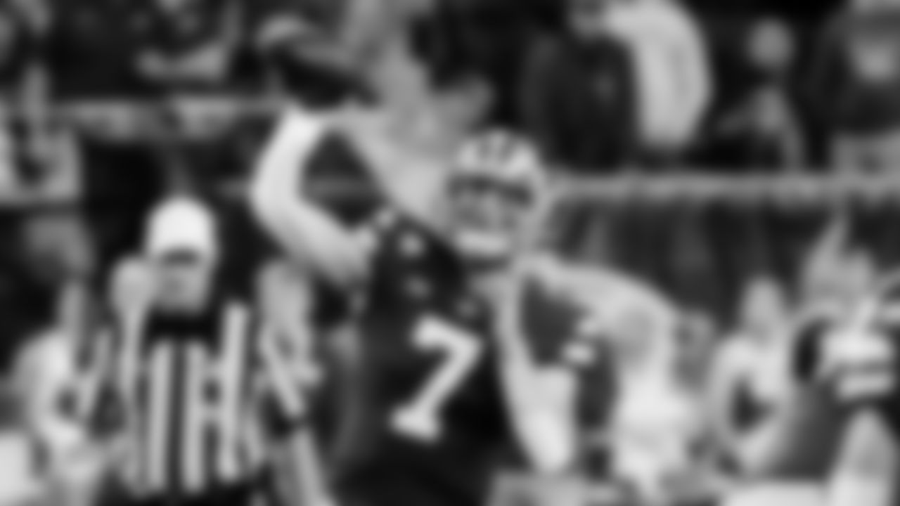 QB Skylar Thompson