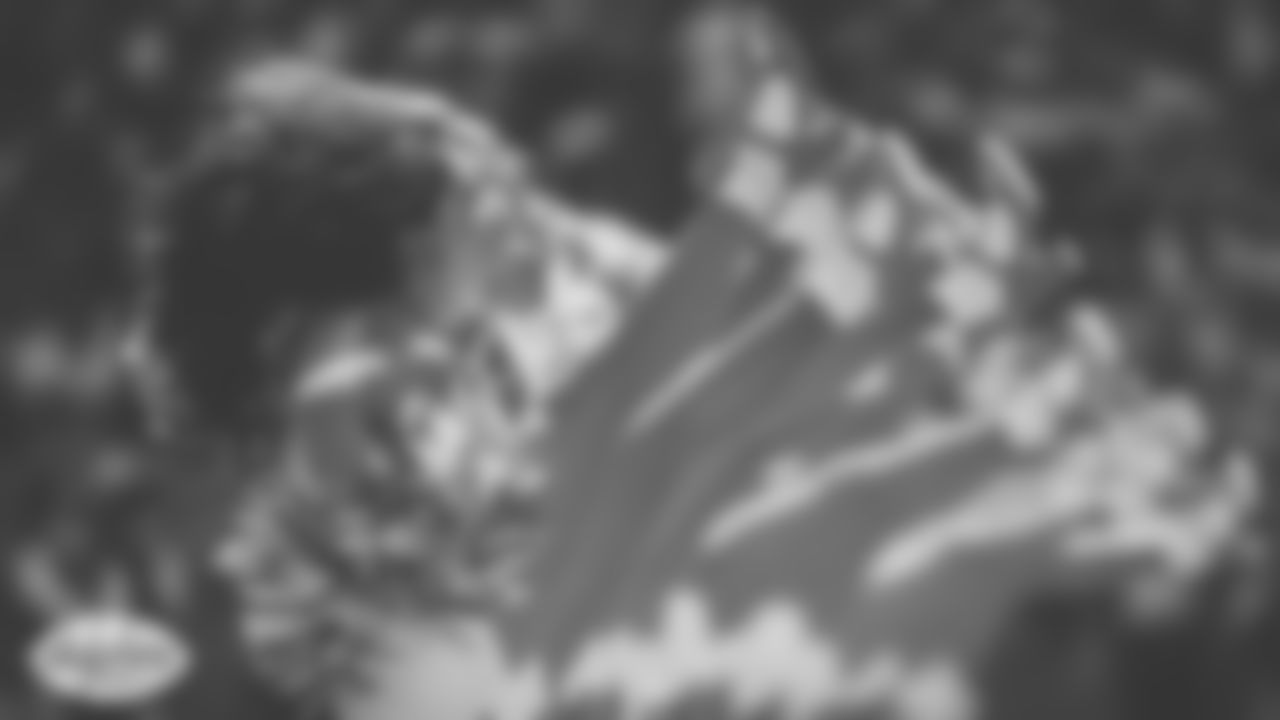 AG2_2854