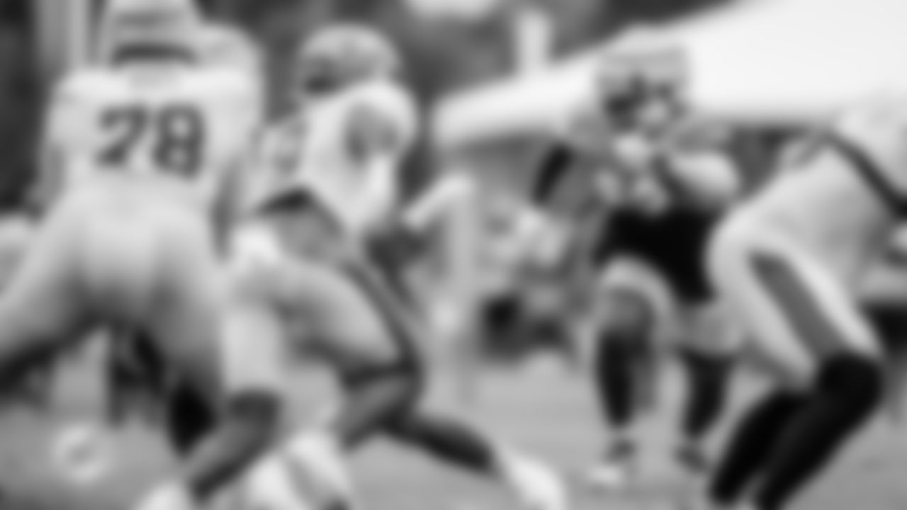 220811-TrainingCampJointPracticeBucs-BA043