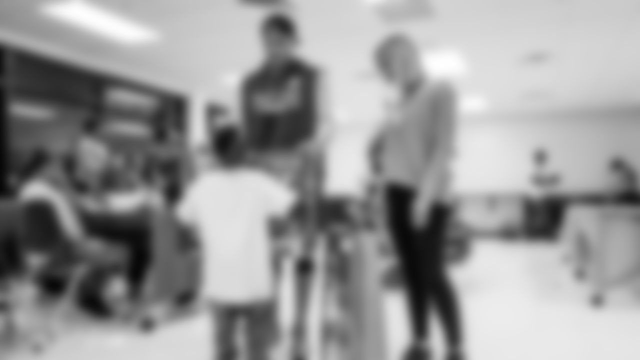 122018-KennyStillsHolidayEvent-CG0134