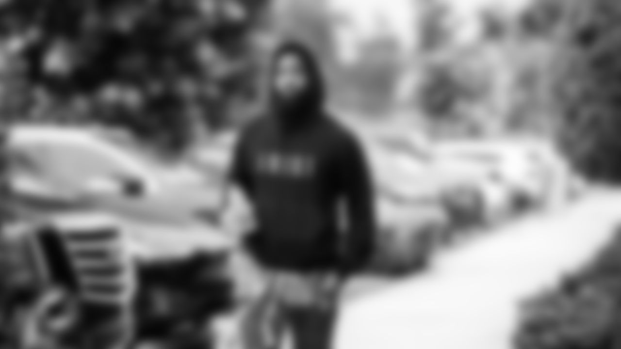220726-TrainingCampArrivals-BA013