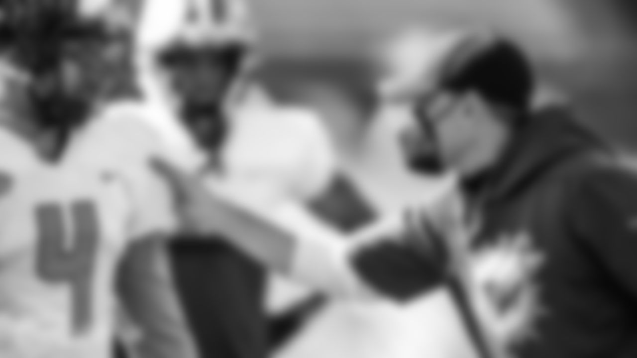 012821-SeniorBowlPractice-pm924