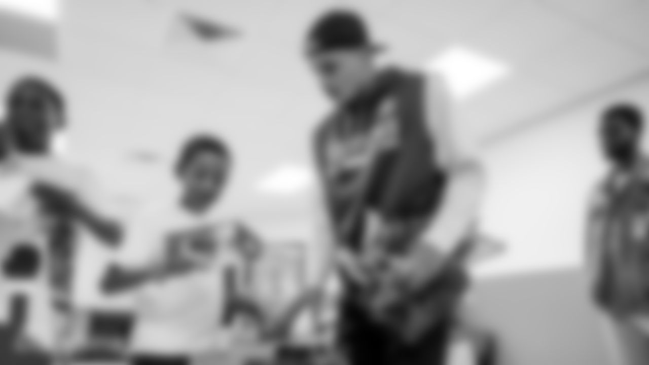 122018-KennyStillsHolidayEvent-CG0148