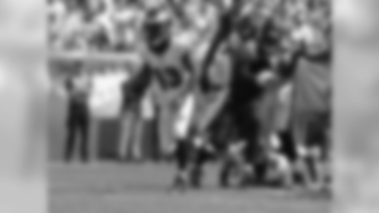 With the Eagles trailing 17-0 at halftime of Week 1, Sproles exploded for 51 yards and a touchdown in the first minutes of the second half.