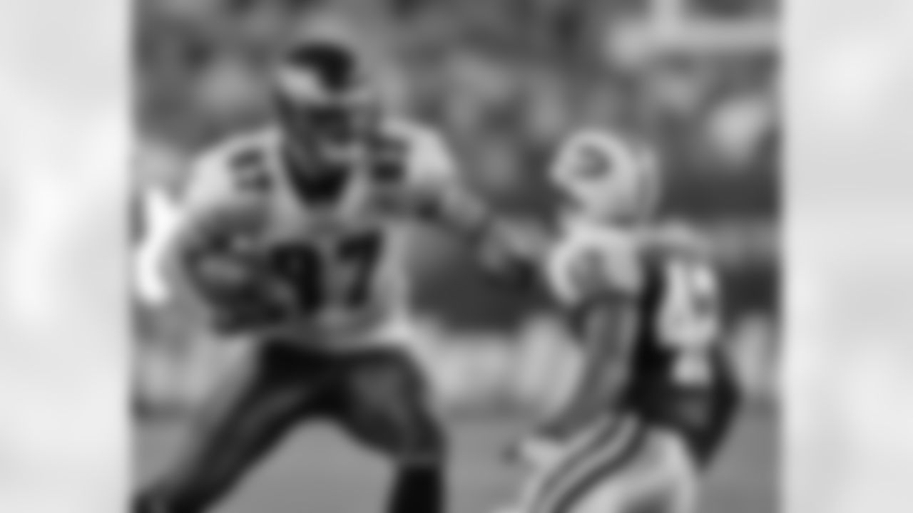 Rookie TE Brent Celek