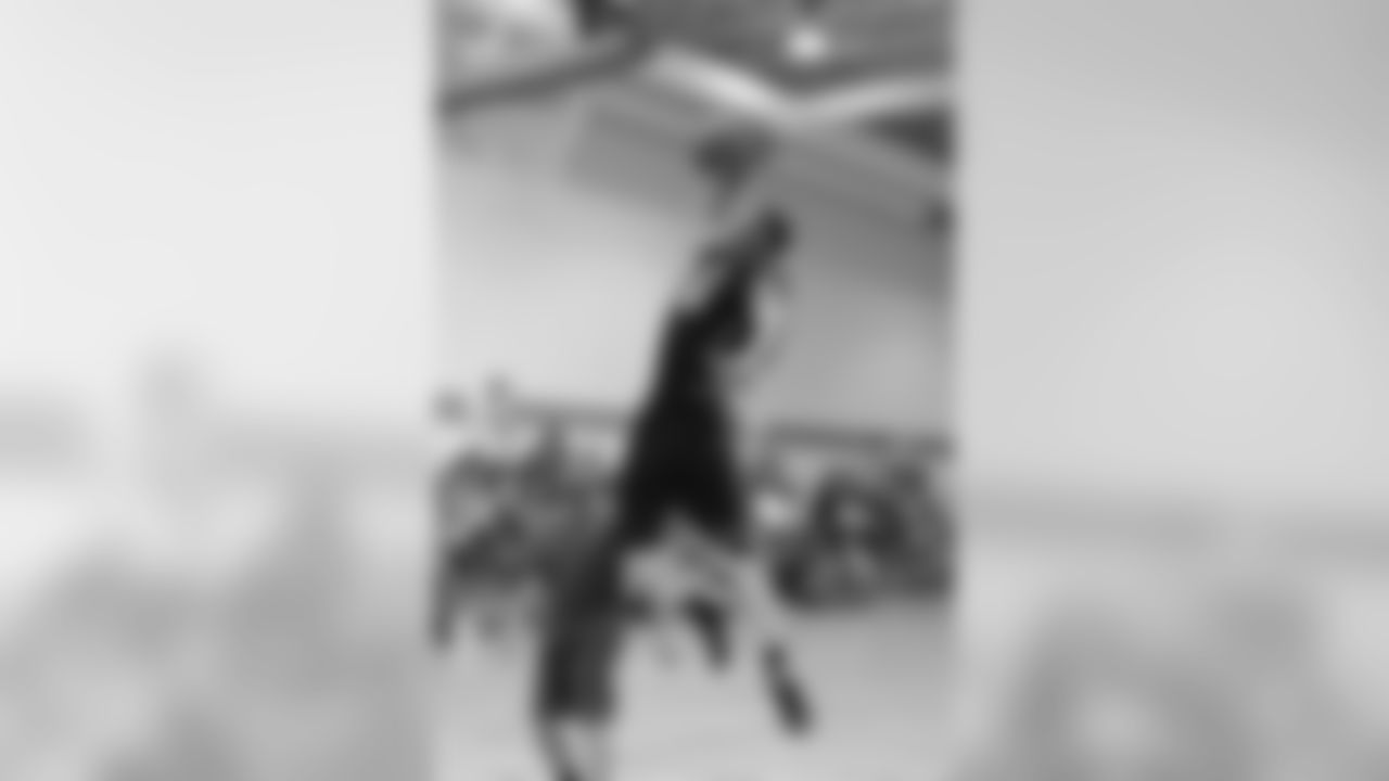 WR Jordan Matthews with the slam dunk