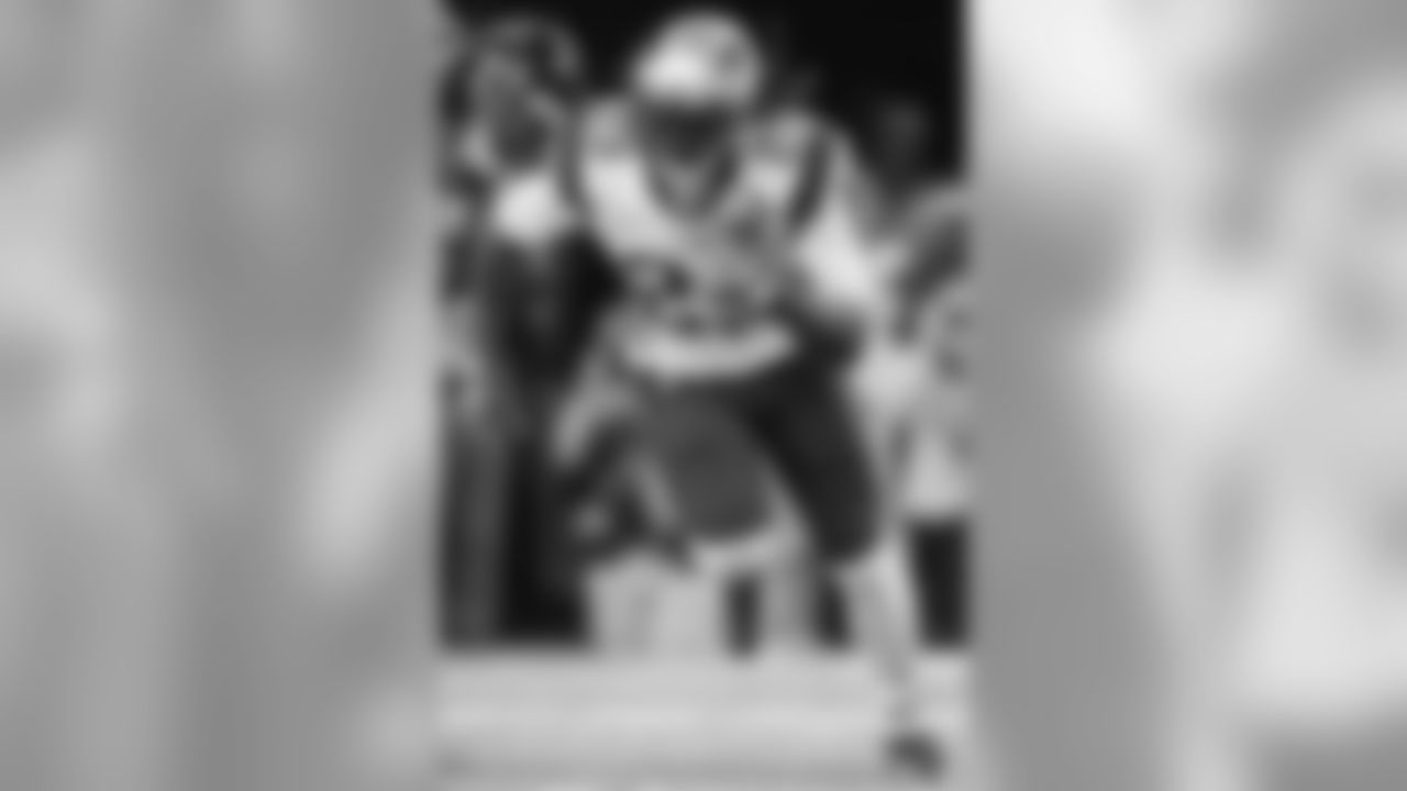 RB LeGarrette Blount won his second Super Bowl ring as a member of the Patriots in 2016.