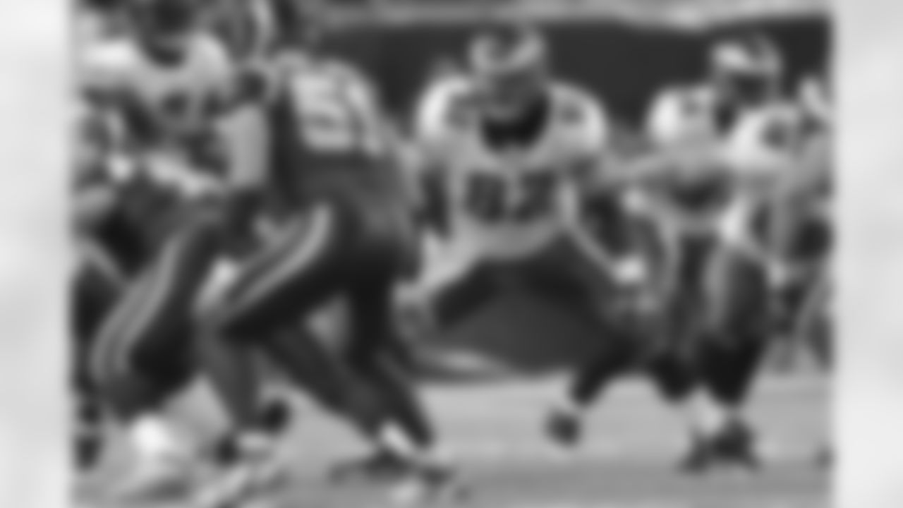 C Jason Kelce