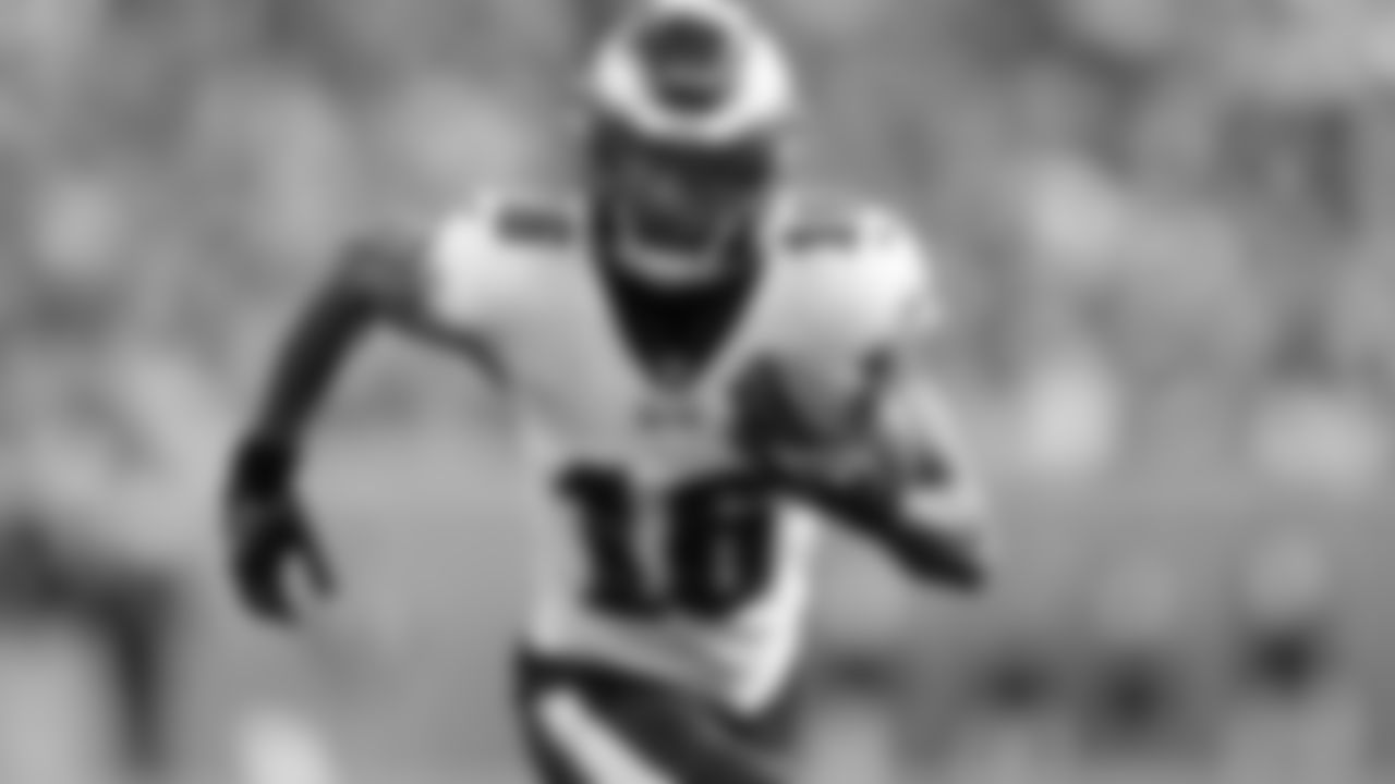 WR Quez Watkins