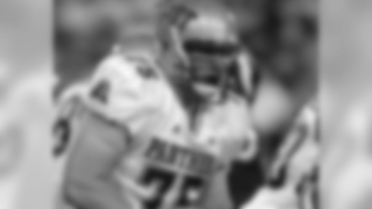 The 6-5, 318-pound McGlynn was a star lineman at Pitt