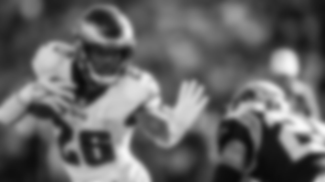 RB Miles Sanders