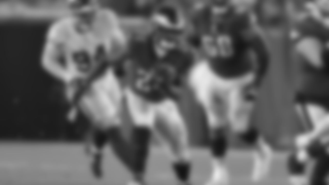 RB Jordan Howard
