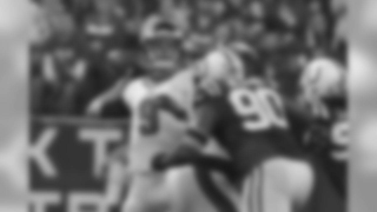 QB Nick Foles
