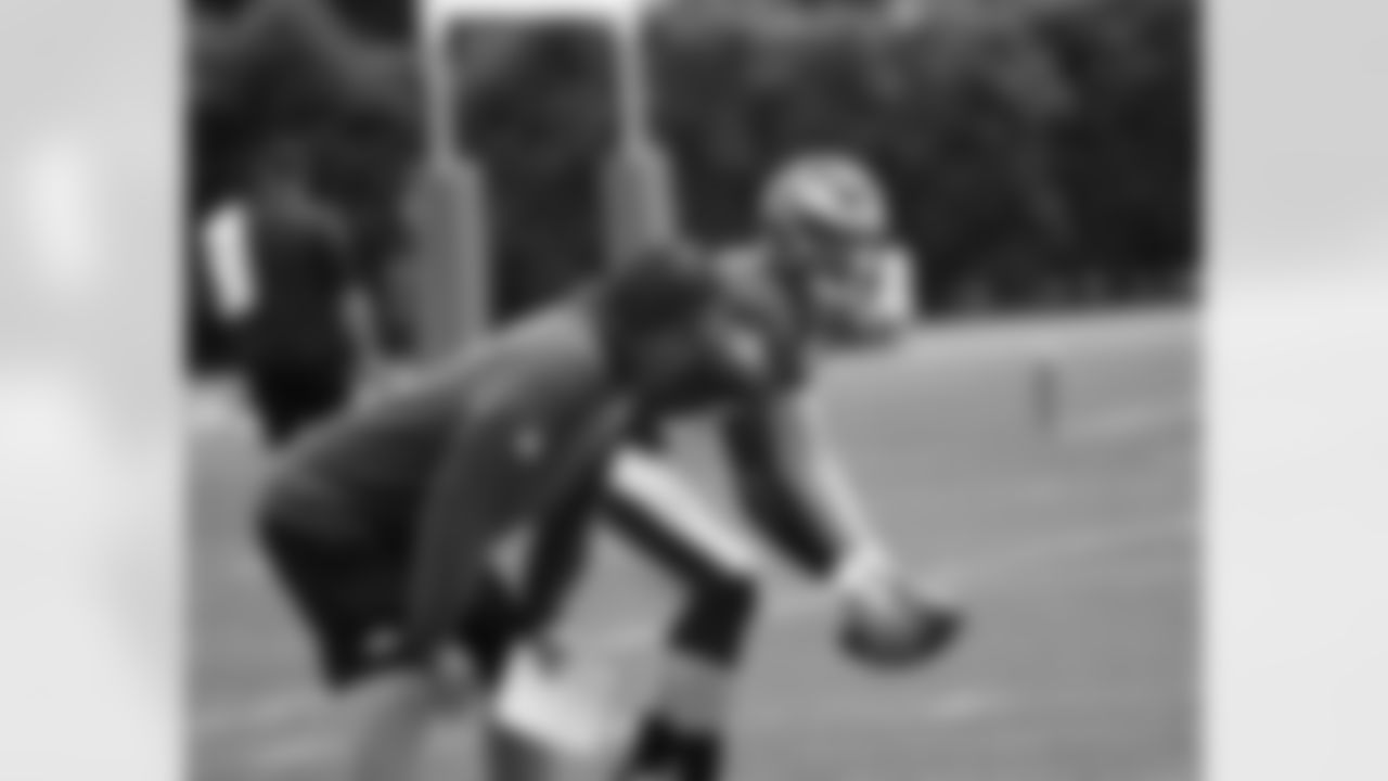 QB Carson Wentz