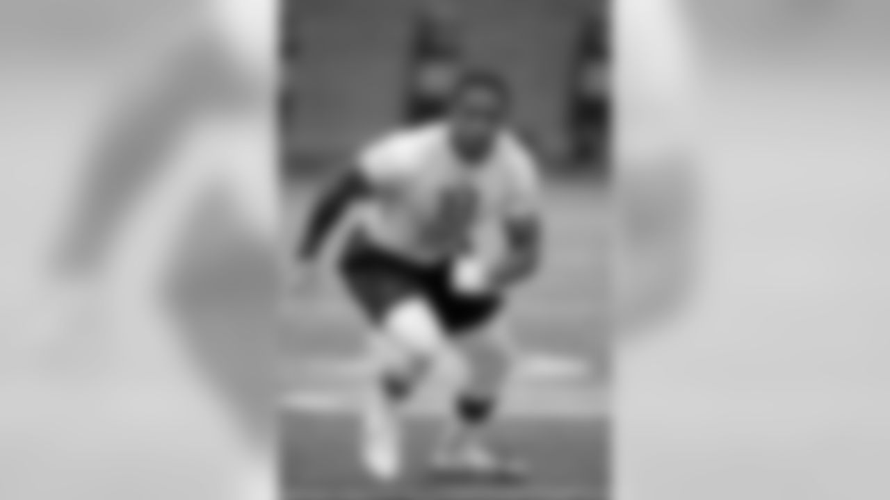 Rowe is originally from Cleveland, Ohio, but lived in Spring, Texas where he played football for Klein High School before heading to Utah