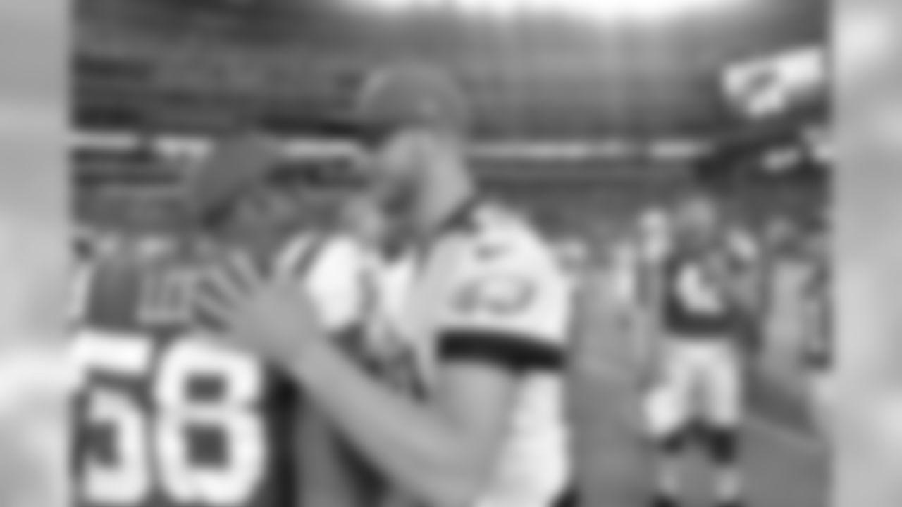 QB Carson Wentz