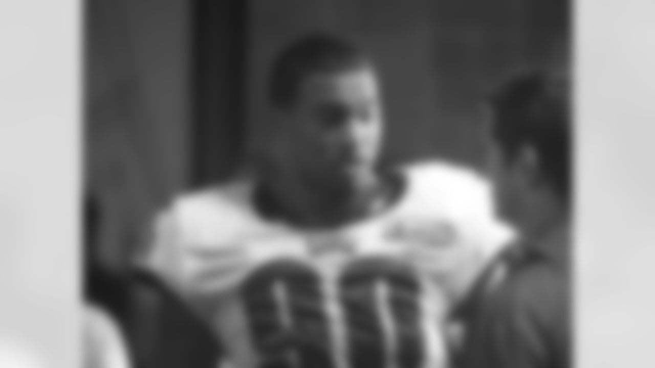LB Marcus Smith II