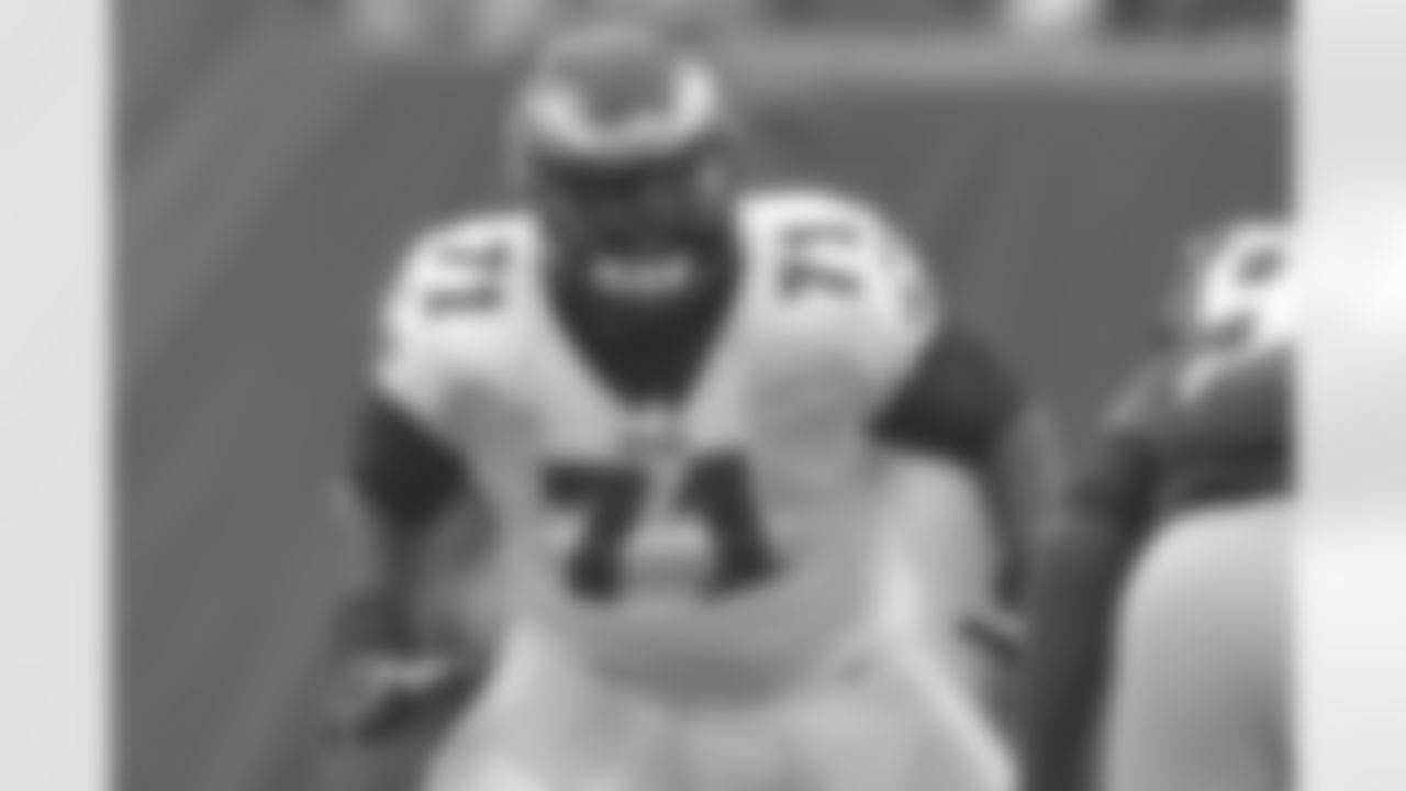 Eagles' offensive tackle Jason Peters in the first half of Sunday's game.