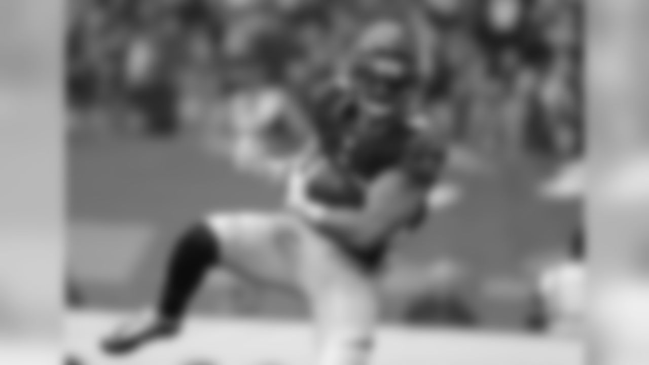 TE Tyler Eifert has played for the Bengals for four seasons. Eifert has 1,409 career receiving yards and 17 touchdowns.