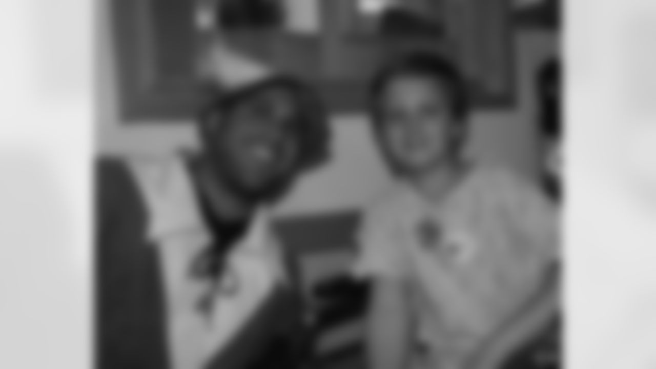 LS Jon Dorenbos dressed as Robin Hood