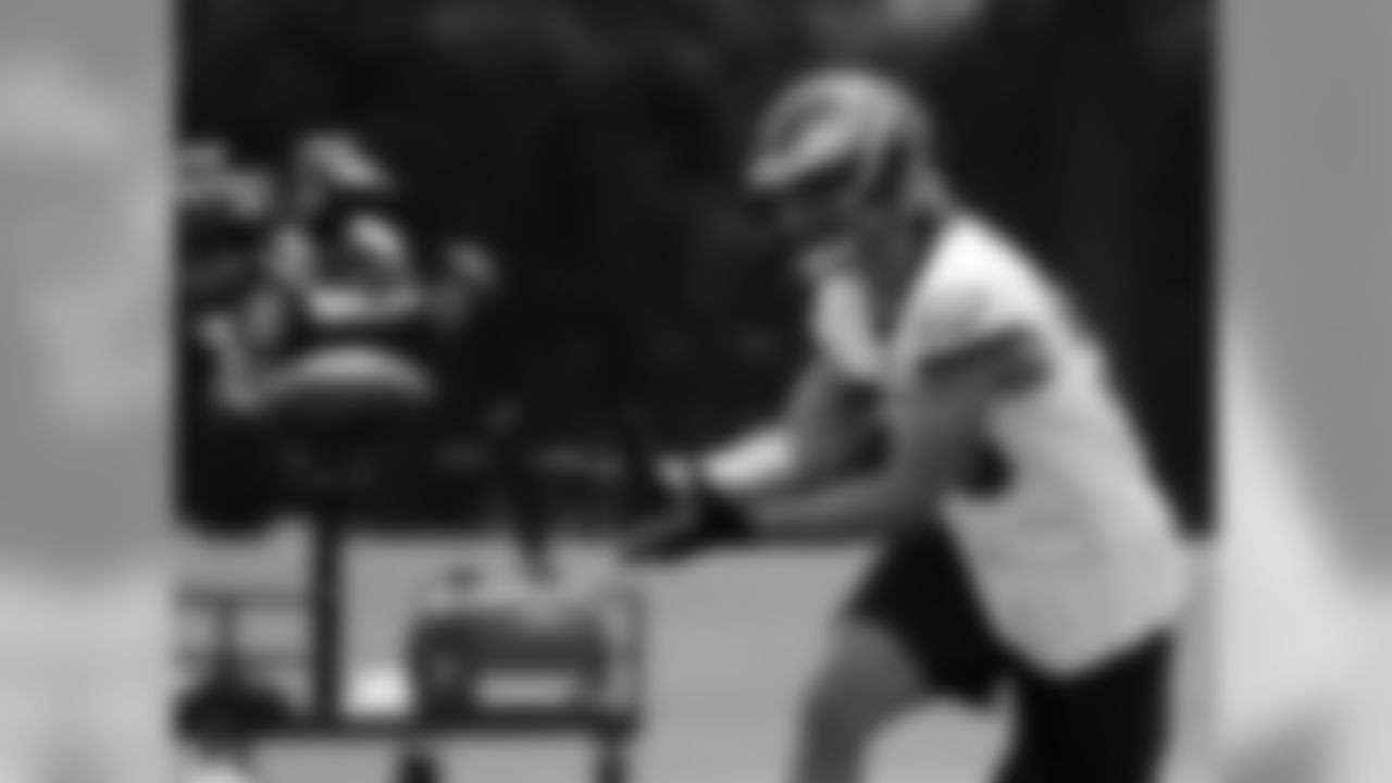 Linebacker Kiko Alonso