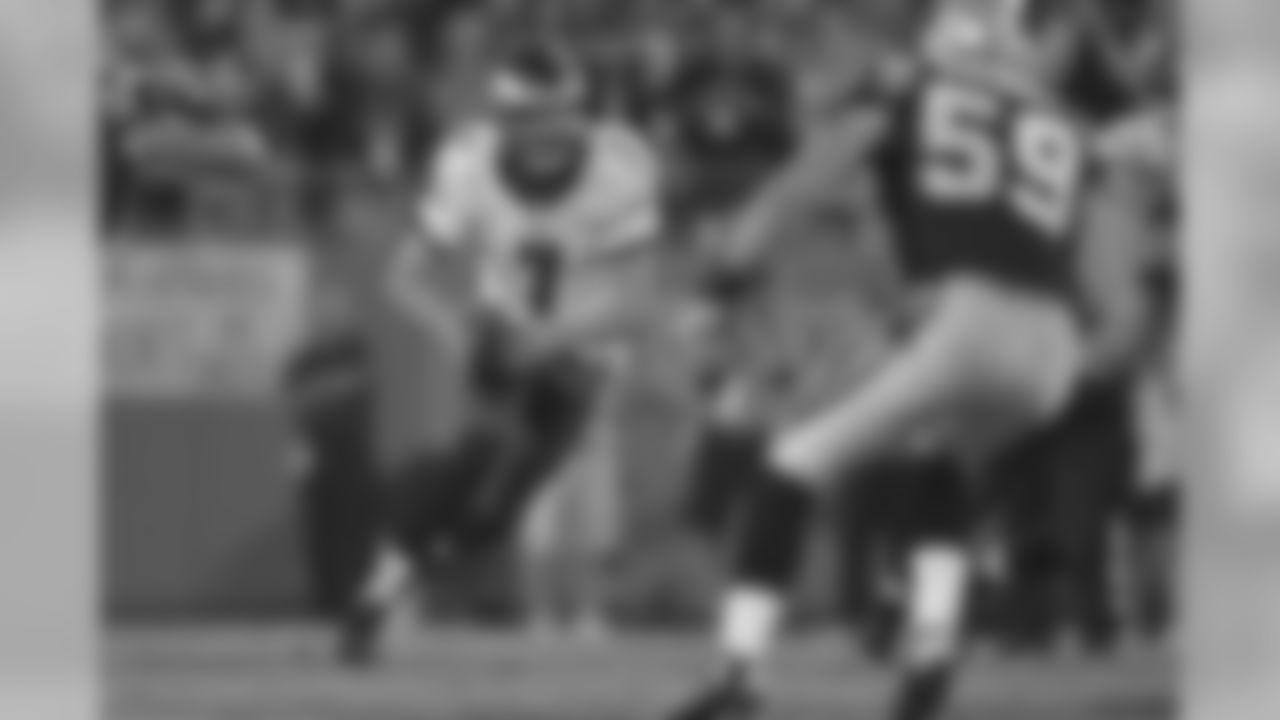 QB Sam Bradford