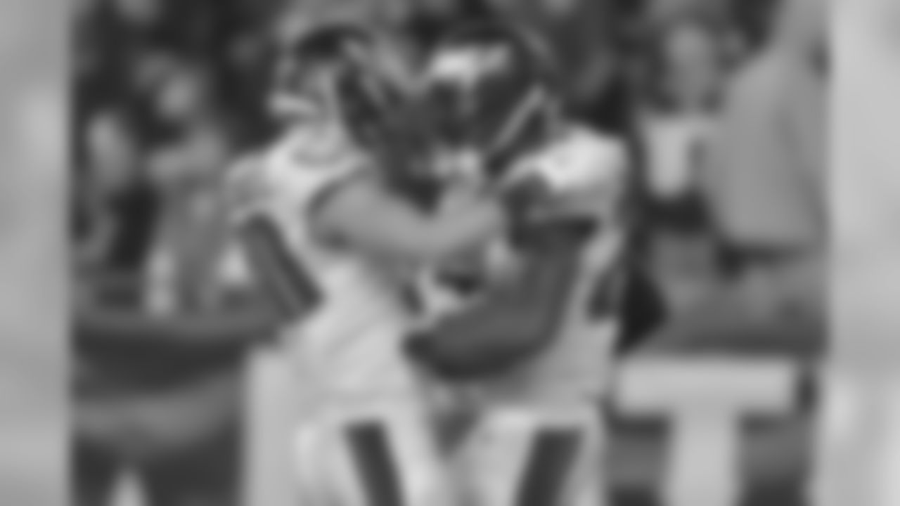 S Ed Reynolds, S Malcolm Jenkins