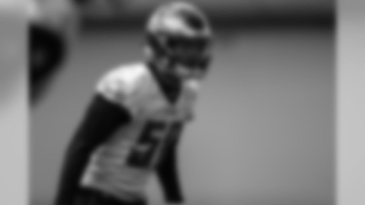 LB Jordan Hicks