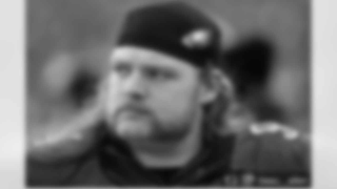 "Colonel Allen would like to wish you a very happy Friday! #buttchin #fbf" - Beau Allen
