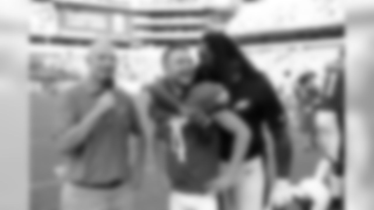 Dave Spadaro, K Jake Elliott, and RB LeGarrette Blount