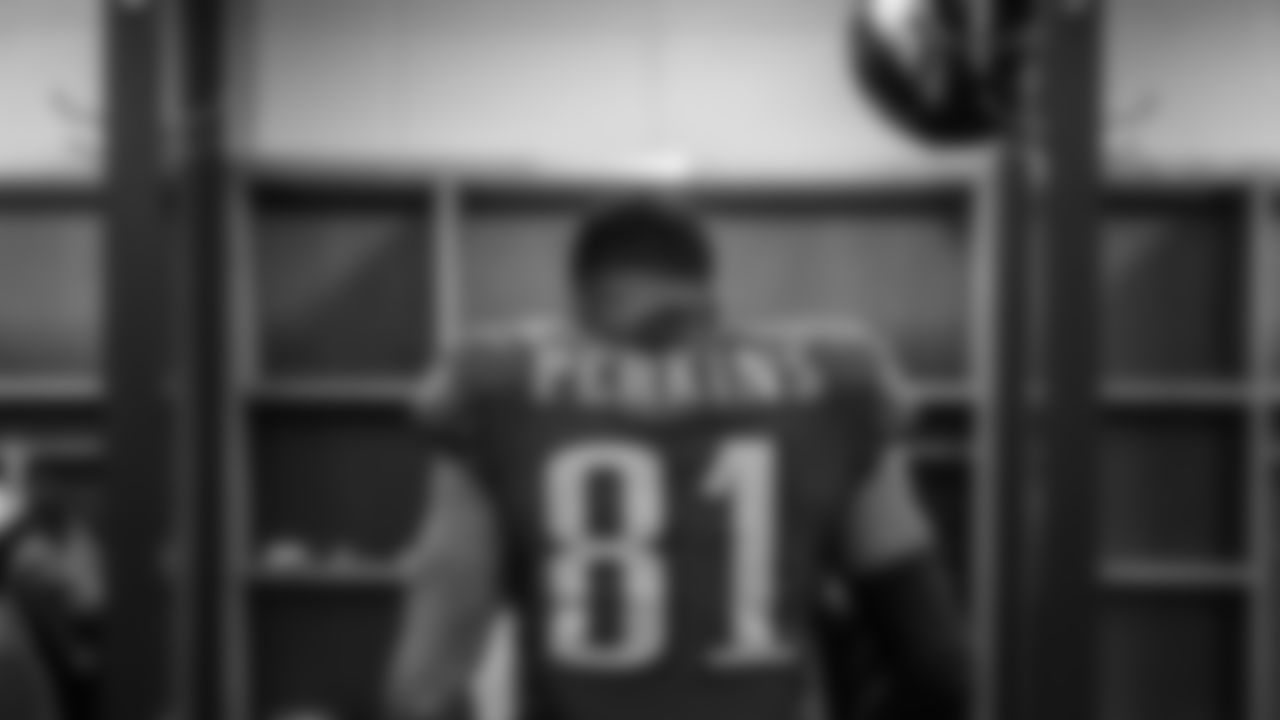 TE Josh Perkins