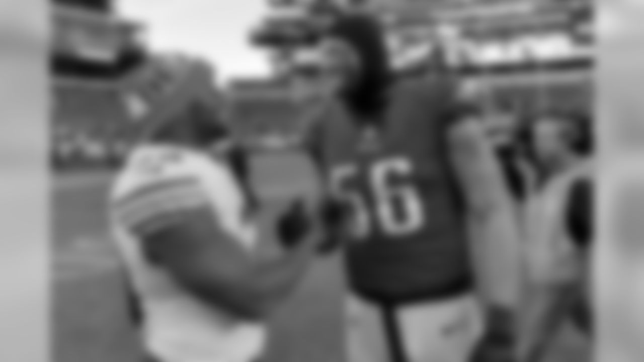 DE Chris Long
