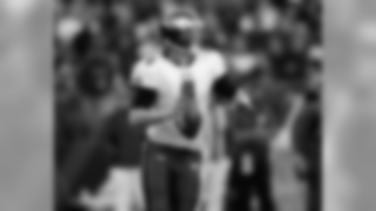 QB Kevin Kolb