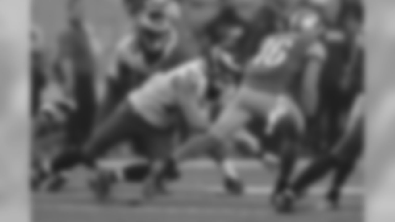 WR Riley Cooper