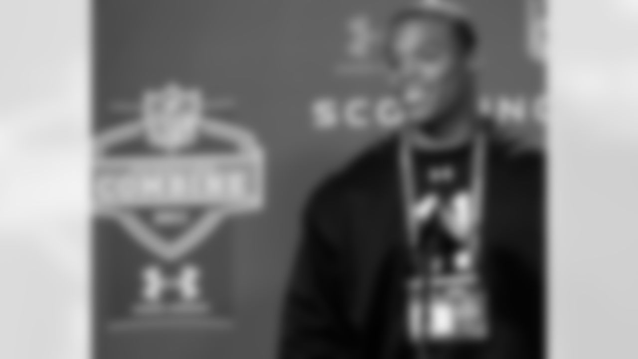 Auburn QB Cam Newton addresses the media