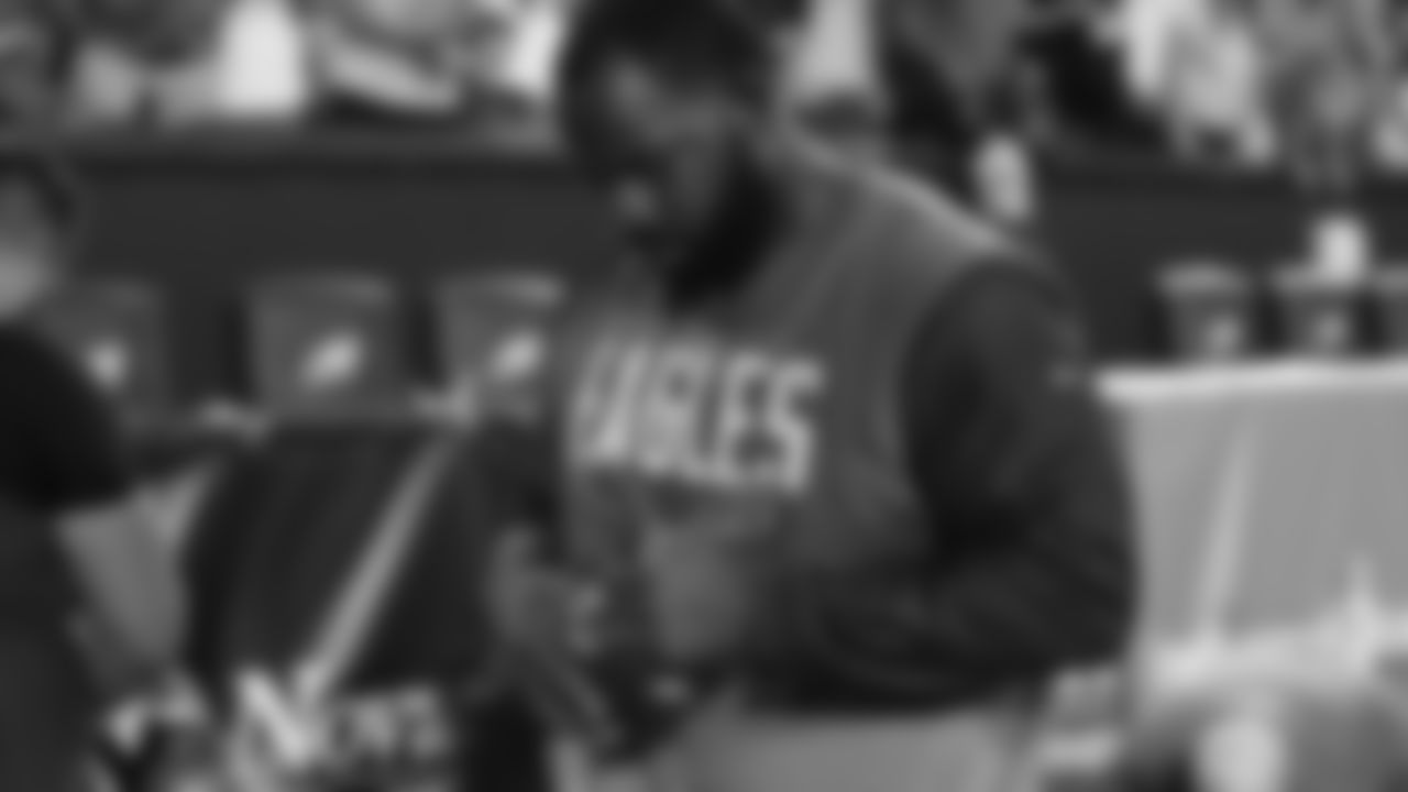 DT Fletcher Cox was among the many players that obliged