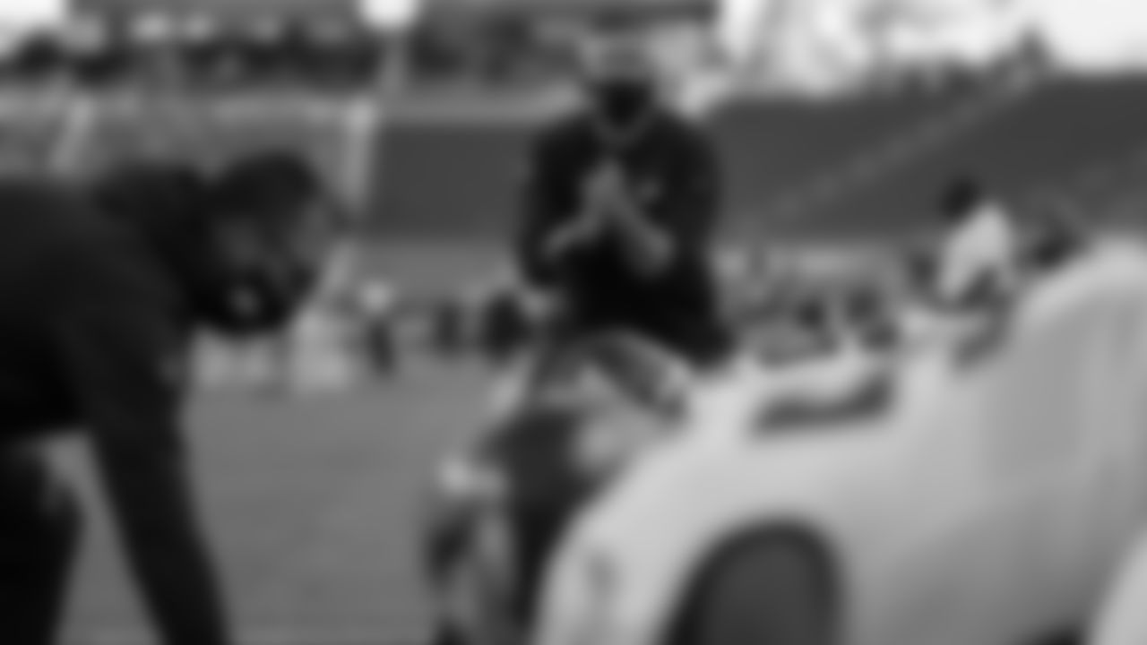 Run Game Coordinator/Defensive Live Coach Matt Burke
Philadelphia Eagles vs. San Francisco 49ers at Levi's Stadium on October 4, 2020