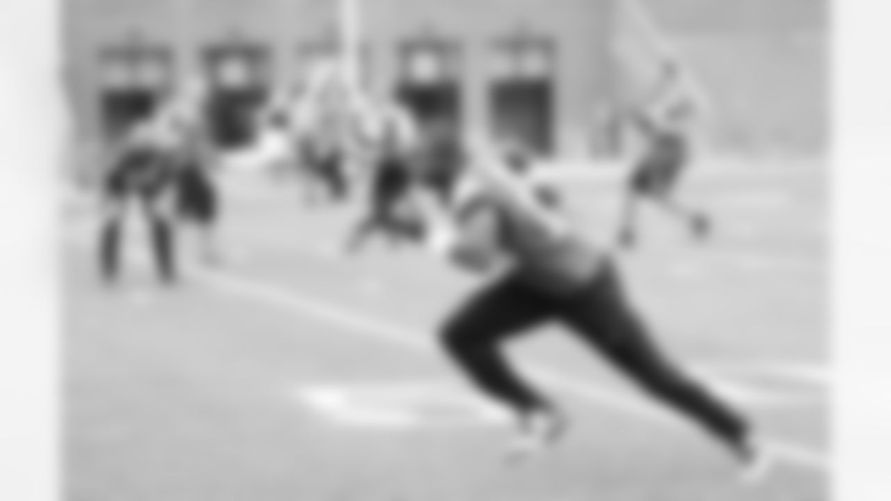 WR T.J. Graham