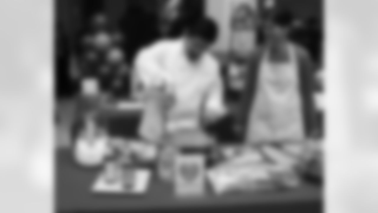 Chefs prepared healthy food options all afternoon for visitors to try