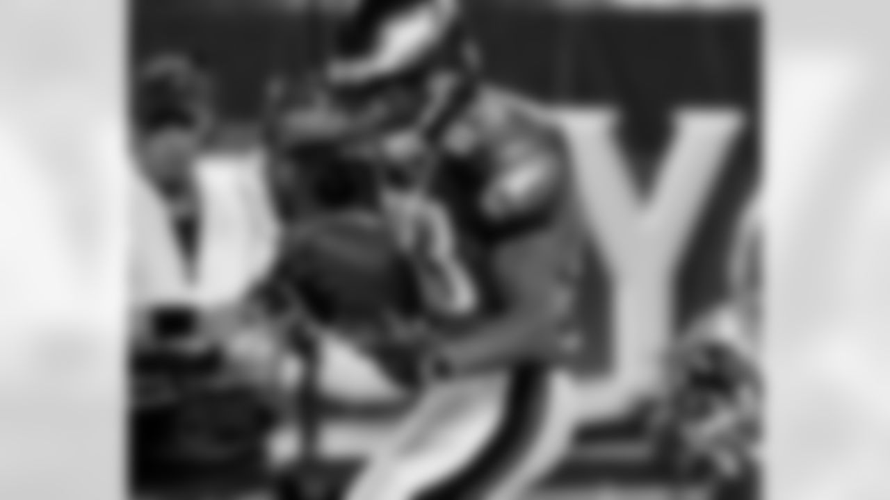 WR Greg Lewis