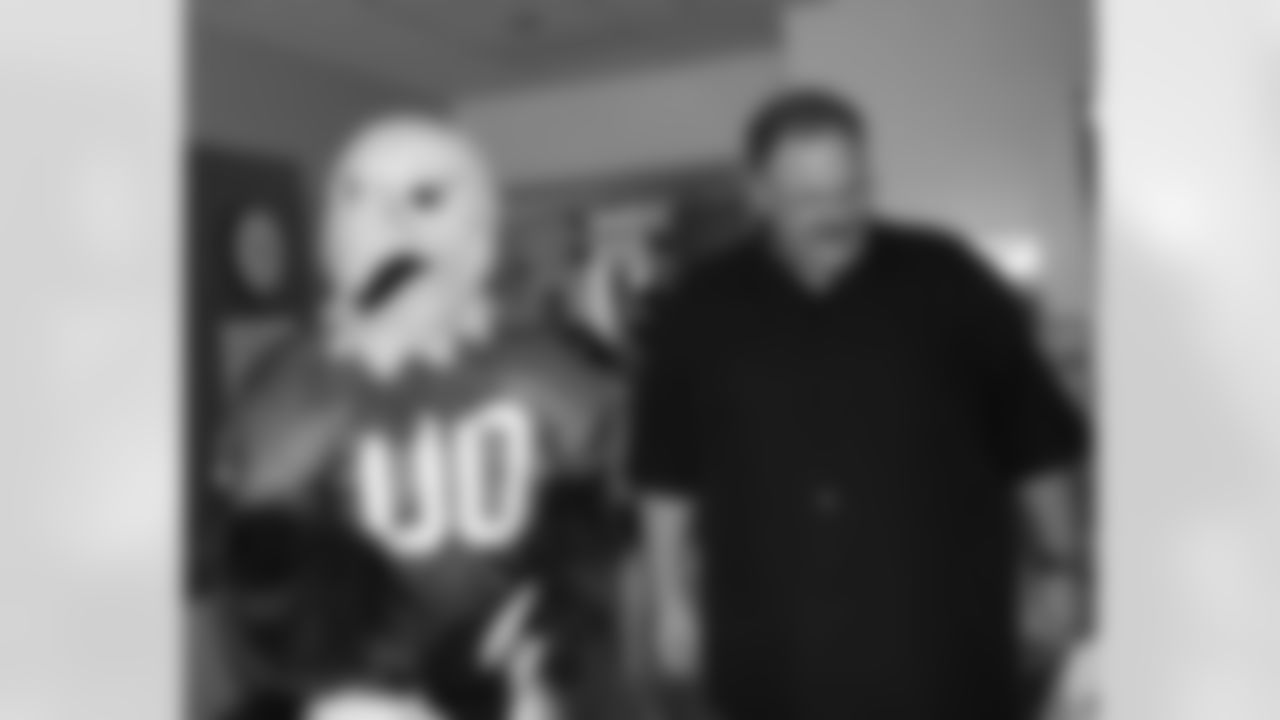 Head Coach Andy Reid and SWOOP visit patients