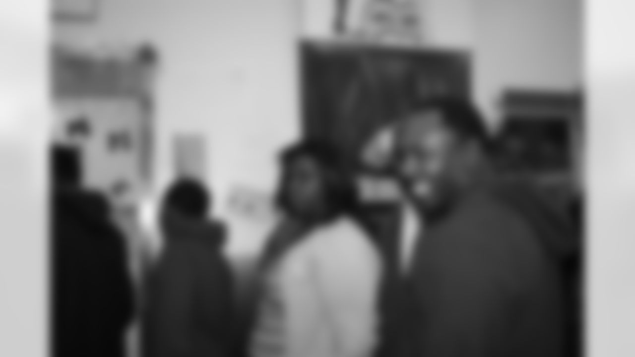 Guests waiting in line for Tony's cheesteaks!