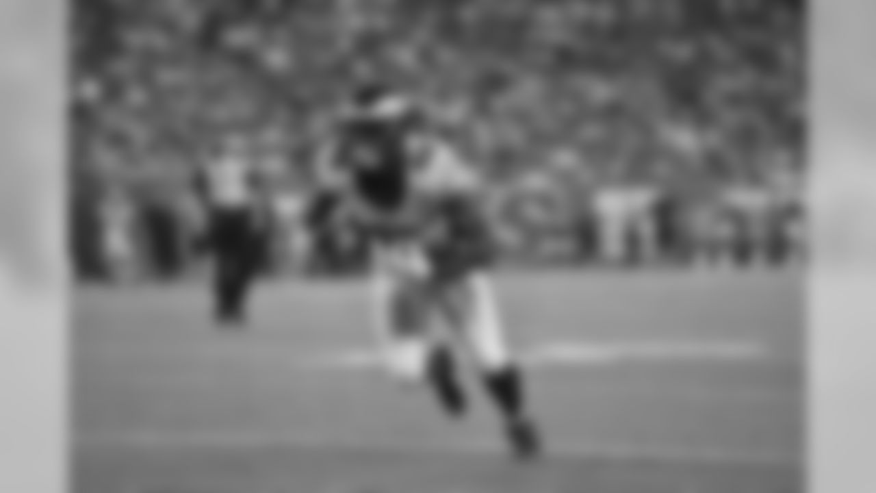 RB Raheem Mostert looks for his next move