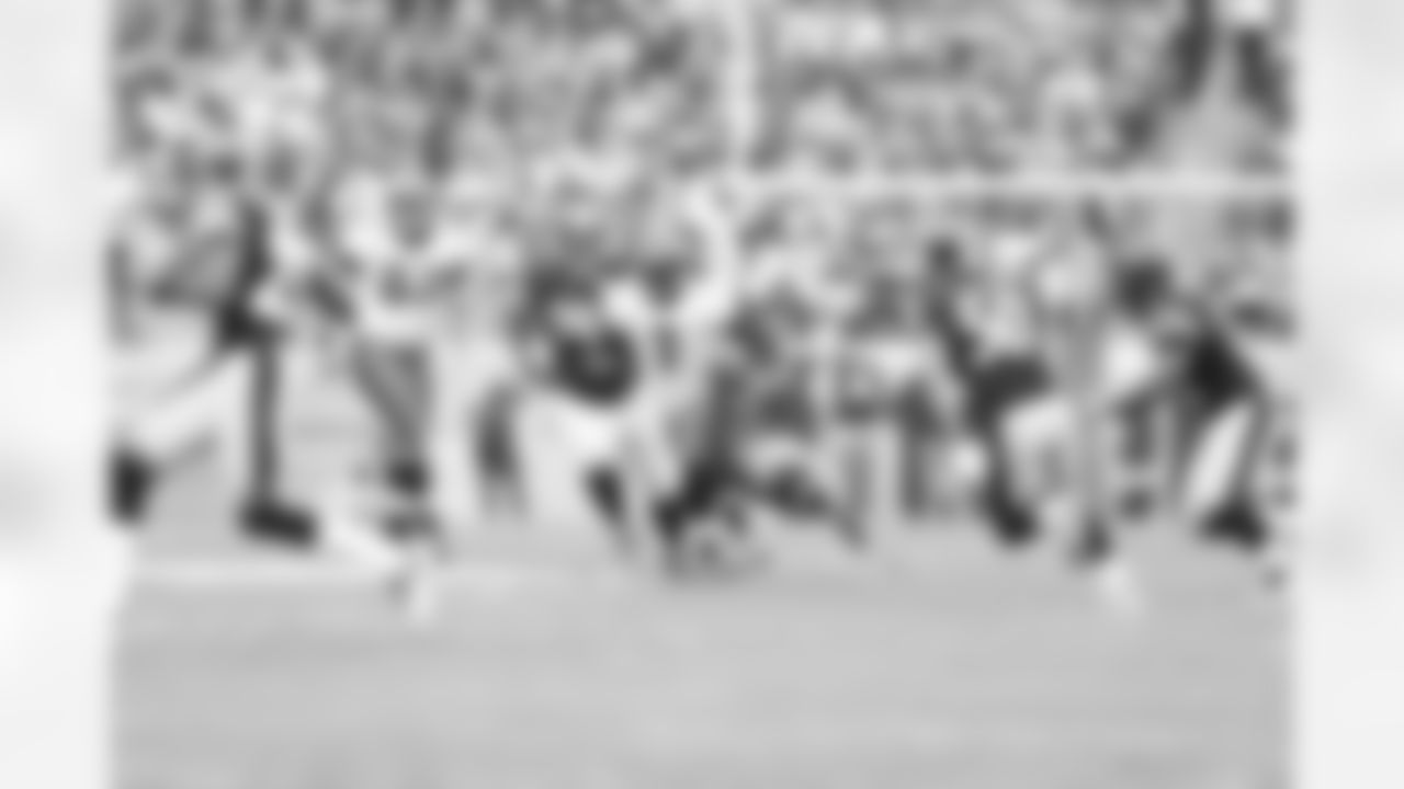 QB Michael Vick