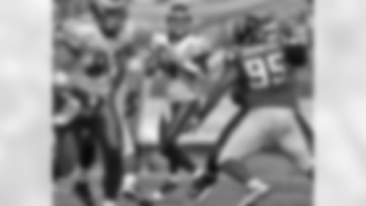 QB Kevin Kolb