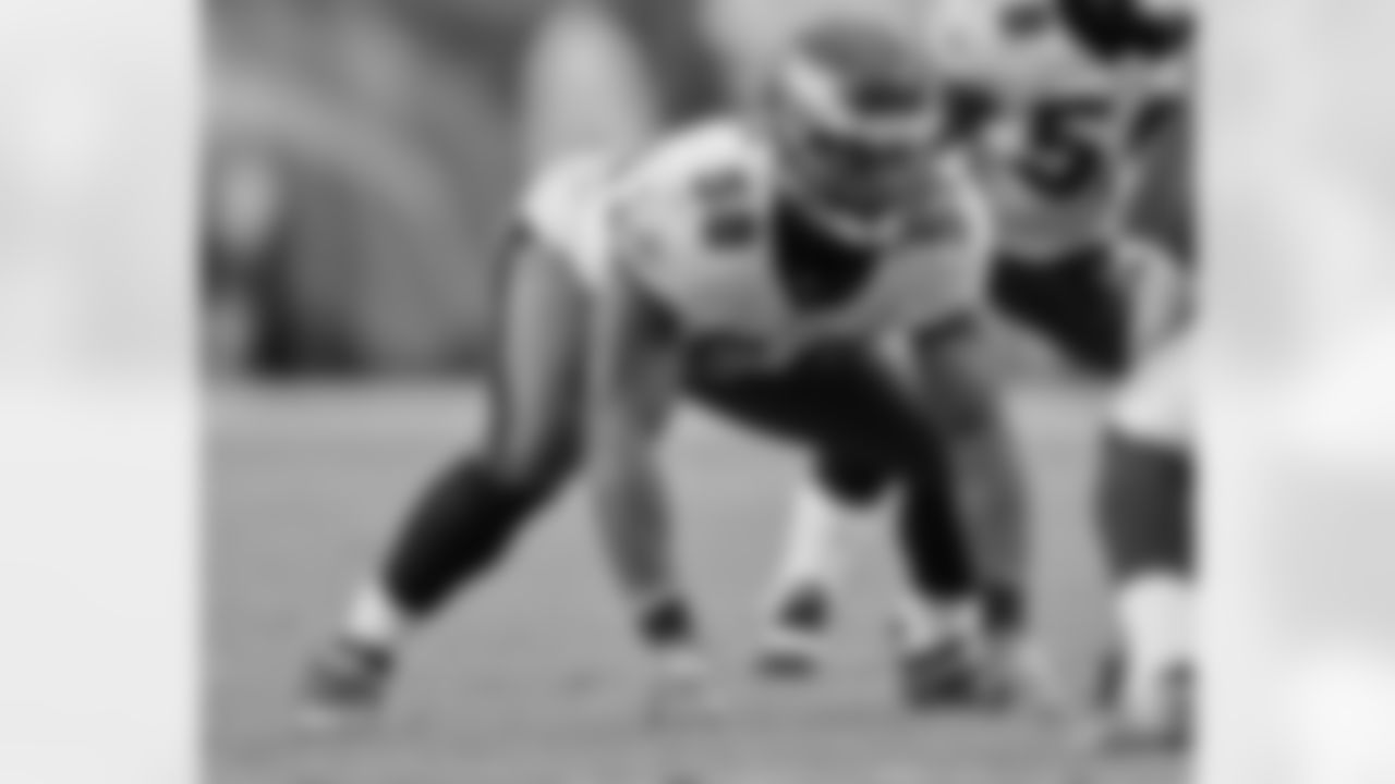 DE Trent Cole
