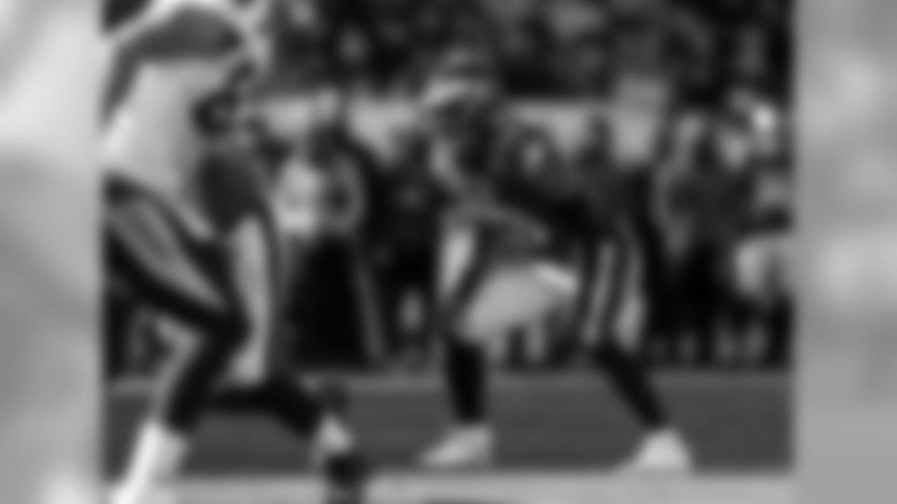 LB Jordan Hicks
Philadelphia Eagles vs. Carolina Panthers at Lincoln Financial Field on October 21, 2018